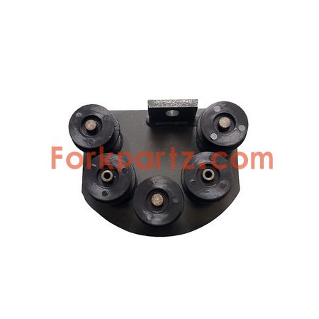 FPJ0053 Guide Wheel Bracket of Mast 50470781